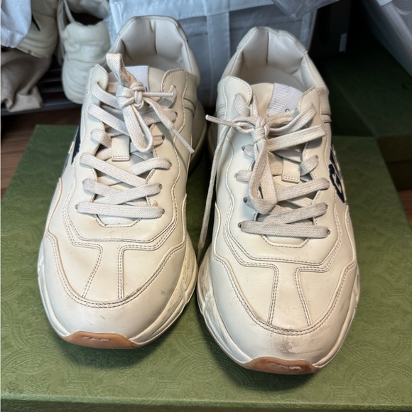 MEN'S RHYTON GUCCI LEATHER SNEAKER - Picture 6 of 7